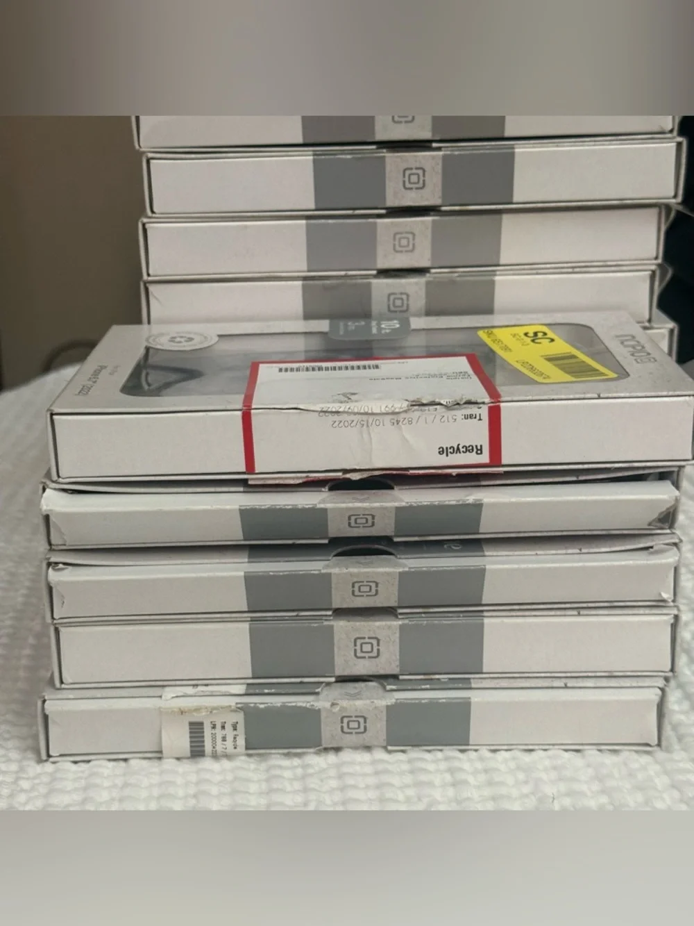 LOT OF 25 NEW INCIPIO PHONE CASES FOR IPHONE 14, 14 Pro and 14 plus OPEN BOX